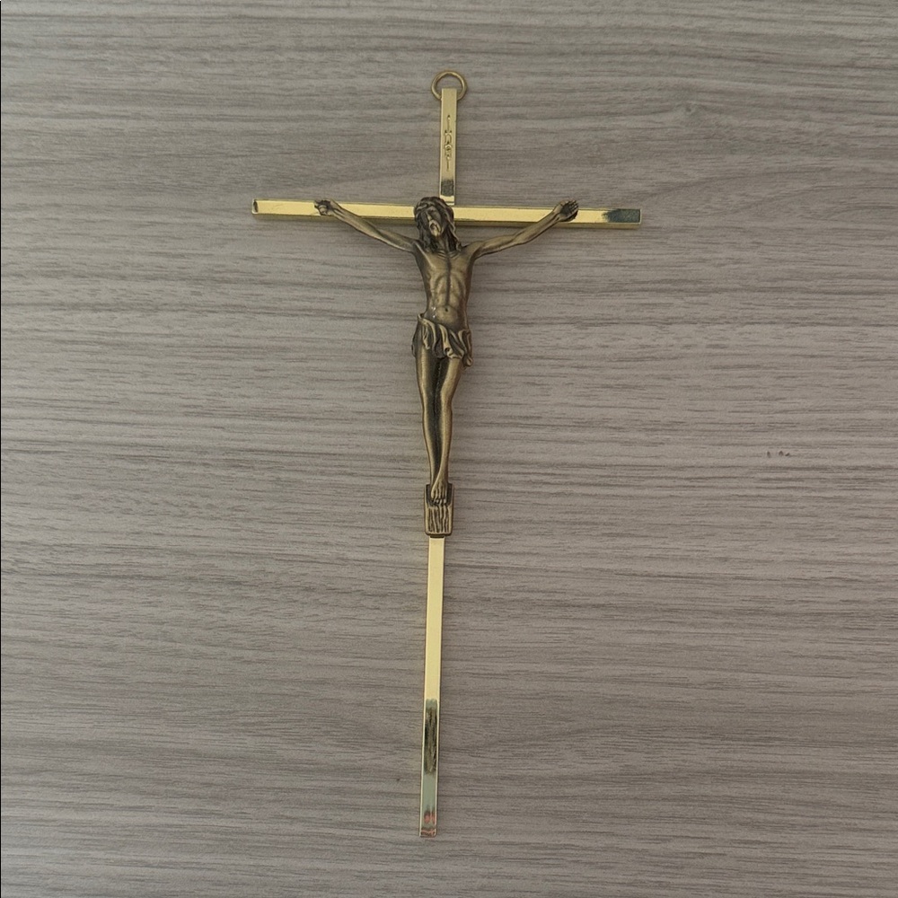 Vintage Crucifix No. 1